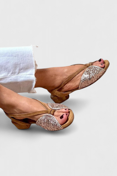 Dobrava Sandalias Sofia Peep-Toe con Brillantes Detalles y Tacón Bajo