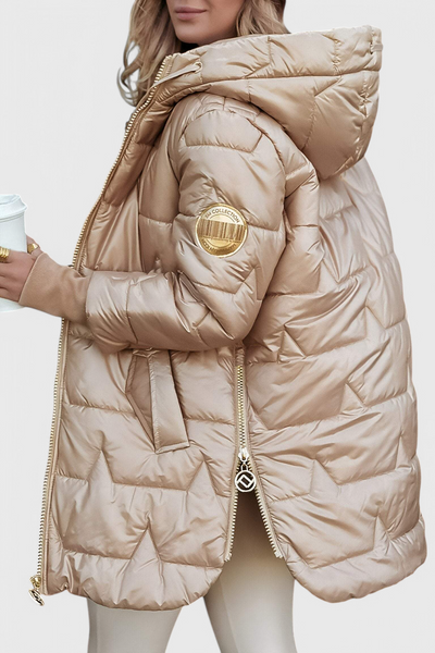 Chaqueta Aislante Marcella con Capucha y Diseño Acogedor