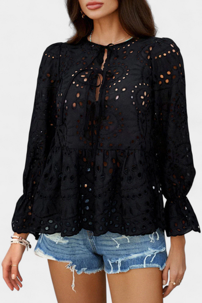 Top Bohemio de Encaje Kayden con Corte Suelto