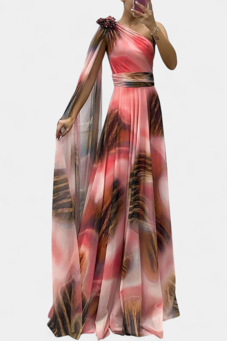 Cedara Vestido Largo Asimétrico con Detalle Floral en un Hombro