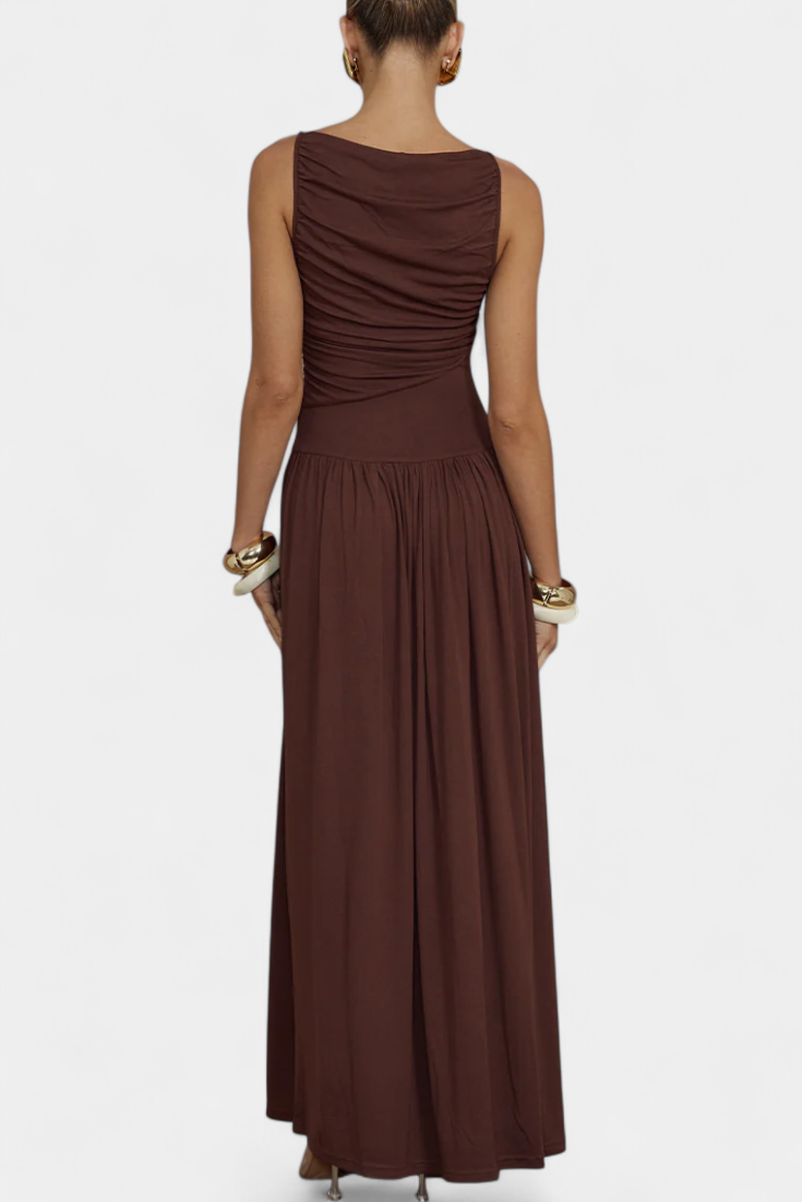 Maddy Vestido Maxi Sin Mangas con Drapeado Lateral Elegante