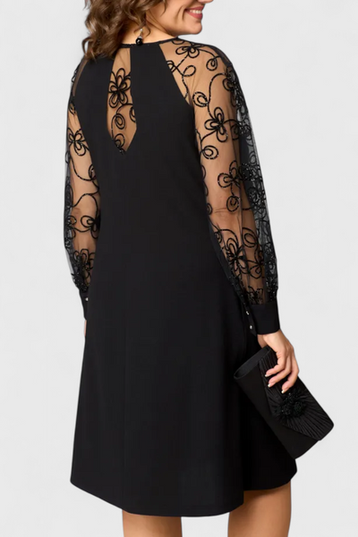 Vestido de Encaje Bellezza con Mangas Largas y Escote Redondo