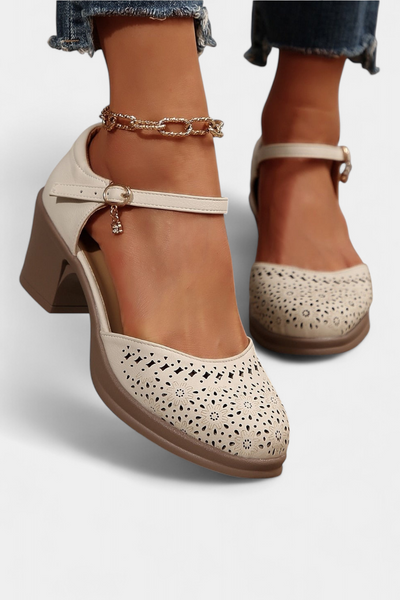 Botines de Mujer Cirila en Cuero Sintético con Hebilla Decorativa
