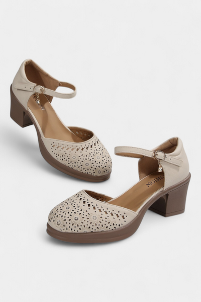 Botines de Mujer Cirila en Cuero Sintético con Hebilla Decorativa