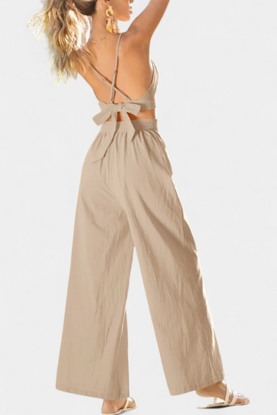 Conjunto Valentina: Chaleco de Encaje con Espalda Abierta y Pantalones Anchos