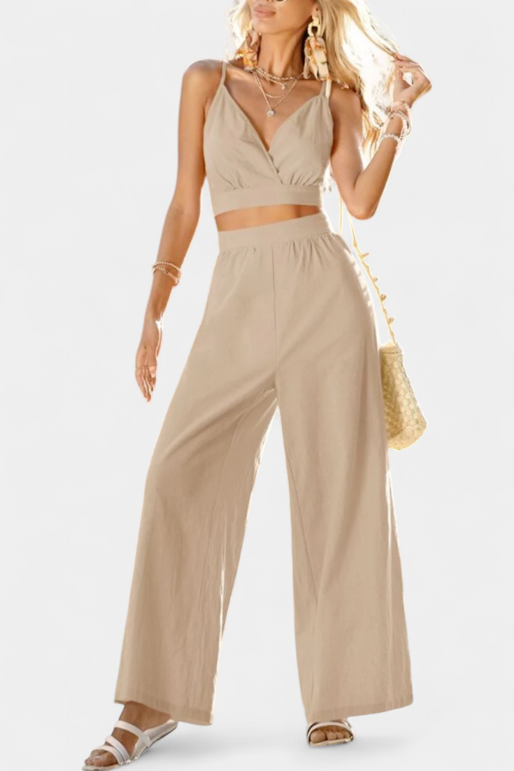 Conjunto Valentina: Chaleco de Encaje con Espalda Abierta y Pantalones Anchos