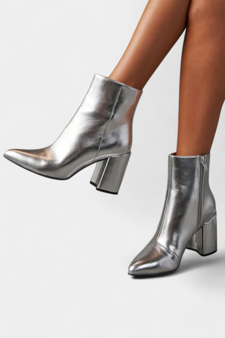 Botas de Tobillo Metálicas en Plata Ralica